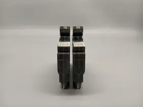 American Fpe 662324118443 Lot Of 2 15&20 Amp Single Pole Circuit Breakers Stab-lok #3