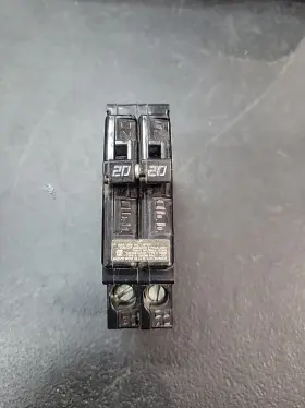 Challenger 094925021042 Ubitba220 Circuit Breaker 20a Plug In 120/240v 2p Siemens Qt Ite