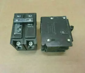 C230 Challenger Lot Of 4 C 2 Pole 30 Amp 240v Circuit Breaker Silk
