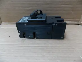Uqfp-200 Challenger Westinghouse Qfp 200 Amp Type Uqfph Circuit Breaker 240v #3
