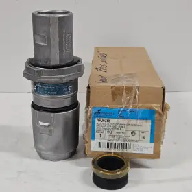 Apj6385 Crouse-hinds 60a 600v Arktite Plug 3p 2w M4 New In Box