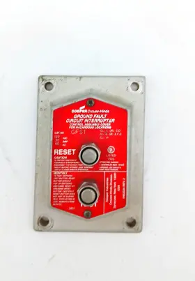 Gfs1g Crouse-hinds Gfs1 Ground Fault Circuit Interrupter 20a 5ma 125vac