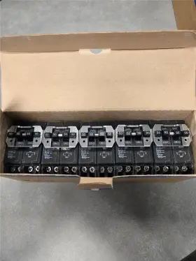 Brdc250250 Eaton 786676043595 Lot Of 5 Cutler Hammer Type Br 50a/50a Circuit Breaker