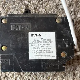 Eaton Brafgf120 Dual Purpose Afci/gfci Circuit Breaker 120v 15a