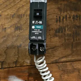 Brcaf120 Eaton Type Br Combination Afci 20a 120v Single Pole Circuit Breaker