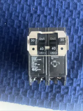 Eaton Brd230240 Quad Circuit Breaker 30/40 Amp 120/240v