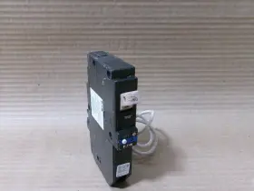 Chfn120df Eaton Ch 1 Pole 20 Amp 120v Gfi/af Dual Function Circuit Breaker Flaw #2