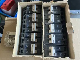 2-poles Eaton Corporation Chf260 Ch260 60a Type Ch Standard Circuit Breaker 25.00 Each Brand New #3
