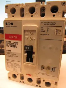 Edb3225bp10 Eaton Ch Edb 3p 225a 240v Breaker R/s Edb3225 ..c-49