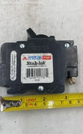 Federal Pacific 662324117781 American/federal Circuit Breaker 2 Pole 20 Amp Thin Series