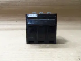 Bab3030 Federal Pacific Bab 3 Pole 30 Amp 240v Circuit Breaker Bolt-on
