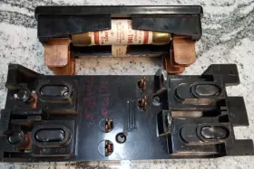 F30591z Federal Pacific F30591 Fpe/ Fuse Holder& Pull Out/102/f30591z /100a/ 240v/w/ 100a Fuses/use L144 #3