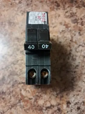 Fpe240 Federal Pacific 40a Fpe American Stab-lok 40 Amp Double Pole Thin Breaker