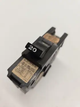 Fpe Lm-5300 Single Pole 20a 120/240 Vac Ctl Type Naswd Hacr Circuit Breaker Used