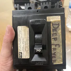 Ne233070 Fpe Federal Pacific 70a 3-pole 240v Shunt Trip Circuit Breaker