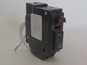 Thql1115dfp Ge Q-line 15 Amp Single-pole Dual Function Arc Fault Gfci Breaker #2