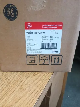 Thql1120af2s Ge Combination Arc Fault Circuit Interrupter 20a 120/240v 10 Pack