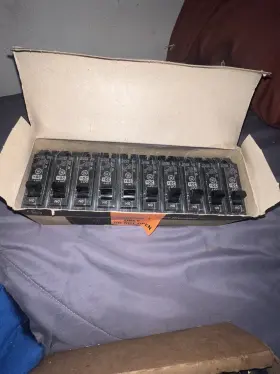 Thql1120vp Ge Case Of 10 Genuine 20a 120/240v Type Thql Circuit Breakers #3