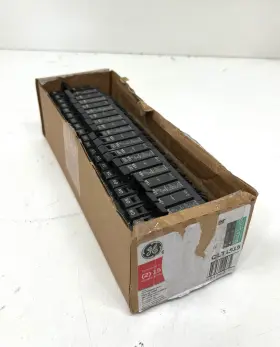 Thqlt1515 Ge Lot Of 10 Ge/abb Q-line 2-15 Amp Single Pole Tandem 120/240 Circuit Breakers