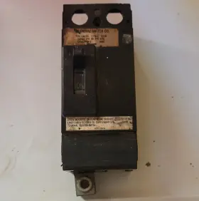 1256c98g12 General Switch Co. Cah-gs Circuit Breaker 200a 2-pole 240vac Analog On/off