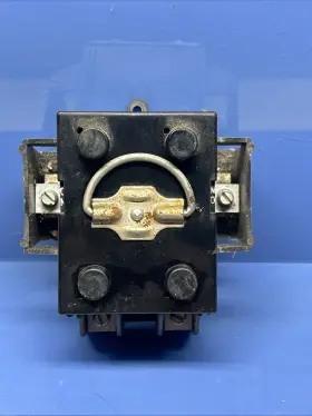 Sp-60 General Switch Corp Bullet 60a 240v Fuse Block And Pull Out 250