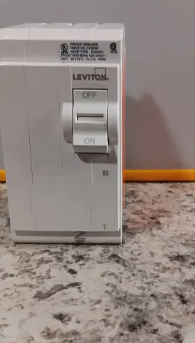 E404473 Leviton 60a 120/240v White Circuit Breaker 2-pole On/off Switch