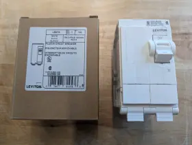 Lb270 Leviton 70a 2-pole Standard Hydraulic Magnetic Branch Circuit Breaker
