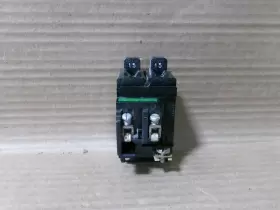 P1515 Pushmatic 2 Pole 15 Amp 120/240v Twin Circuit Breaker No Shield Flawed