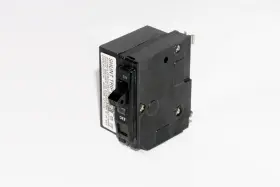 Qo1151021 Schneider Electric Square D By Miniature Circuit Breaker 120/240v 15a
