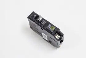 Qo170 Schneider Electric Miniature Circuit Breaker 120/240-volt 70-amp Switch