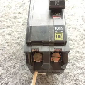 Qo215gfi Schneider Electric - Square D 15 Amp Double Pole Gfci Circuit Breaker #2