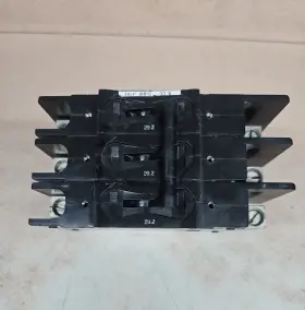 219-3-29731-30 Sensata Technologies-airpax 219-3-29731-04 3 Pole 29.2 Amp Inch 219 Multi-pole Series Circuit Breaker
