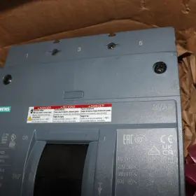 3va6 Siemens Molded Case Circuit Breaker 480 Vac 150 A 3 Poles