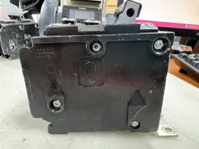 B215hh Siemens Type Hbl 15 Amp Circuit Breaker 120/240 Vac 2 Pole #3