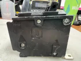 B330 Siemens Type Bl 30 Amp Circuit Breaker 240 Vac 3 Pole - Flaw #3