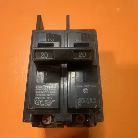 Bq2020 Siemens 20a 2-pole Bolt-on Circuit Breaker 120/240v Black