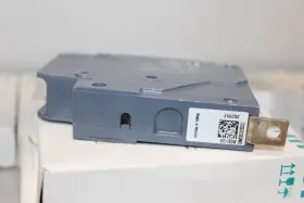Bqd120 Siemens Lot Of 8 20-amp Circuit Breaker #3