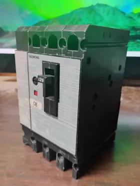 Ed63a125 Siemens Circuit Breaker 125 Amp 600vac 3-pole Shunt Trip Pre-owned Good