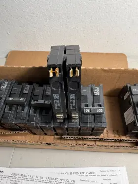 D230 Siemens Industry Inc 783643244436 Box Of 8 30a 120/240v 2-pole Type Qd Low Voltage Circuit Breaker #3