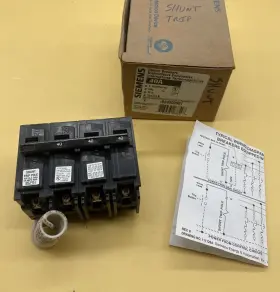 B34000s01 Siemens / Ite 40 Amp 3 Pole 240 Volt Molded Case Circuit Breaker - Shunt
