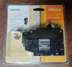 Q1515afcp Siemens 1-pole Tandem Afci Circuit Breaker 15 Amp New In Packaging