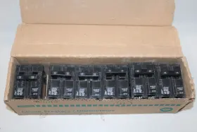 Q225u Siemens Lot Of 6 Q225 25 Amp 2-pole 120/240 V Circuit Breakers