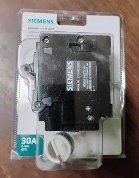 Q230gfp Siemens Circuit Breaker Gfci 30 Amp 240v 2-pole New In Packaging