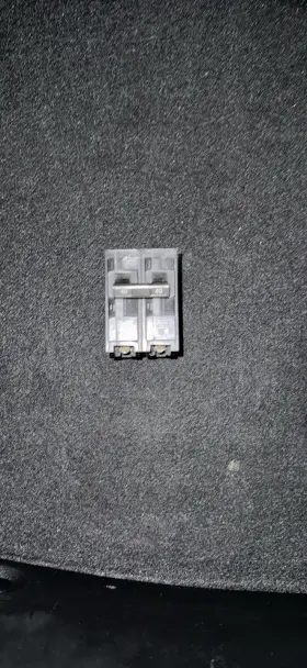 Q240-40a Siemens Q240 40a 2-pole Circuit Breaker 120/240v Ac Bolt-on Branch