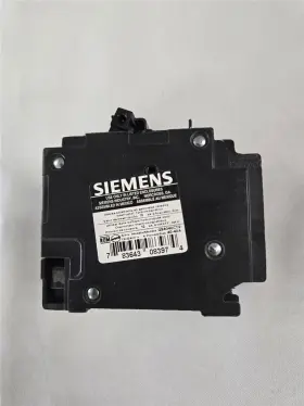 Q24040ct2 Siemens Two 40-amp Double Pole Circuit Breaker