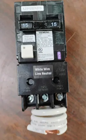 Qf215a Siemens Gfci Circuit Breaker 15 Amp 120/240 Vac 2-pole New In Box