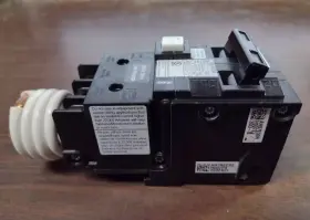 Qf230a Siemens Gfci Circuit Breaker 30 Amp 120/240 Vac 2-pole New In Box #3