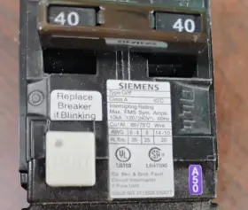 Qf240a Siemens Gfci Circuit Breaker 40 Amp 120/240 Vac 2-pole New In Box #2