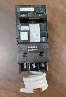 Qf240a Siemens Gfci Circuit Breaker 40 Amp 120/240 Vac 2-pole New In Box