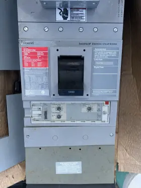Scndb69120a Siemens Sentrip Iii Electronic Circuit Breaker 1200a/600v/ac 3pole